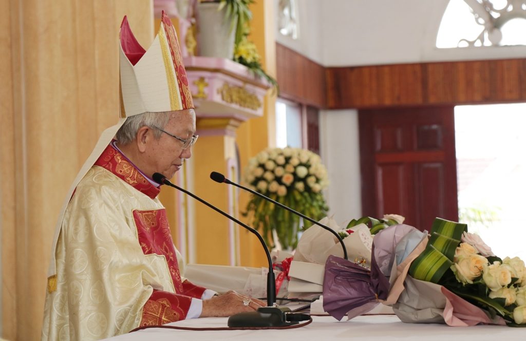 Tân Giáo phận Hà Tĩnh: Mừng ngày thành lập Giáo phận và khởi đầu sứ vụ của ĐGM Phaolô Nguyễn Thái Hợp