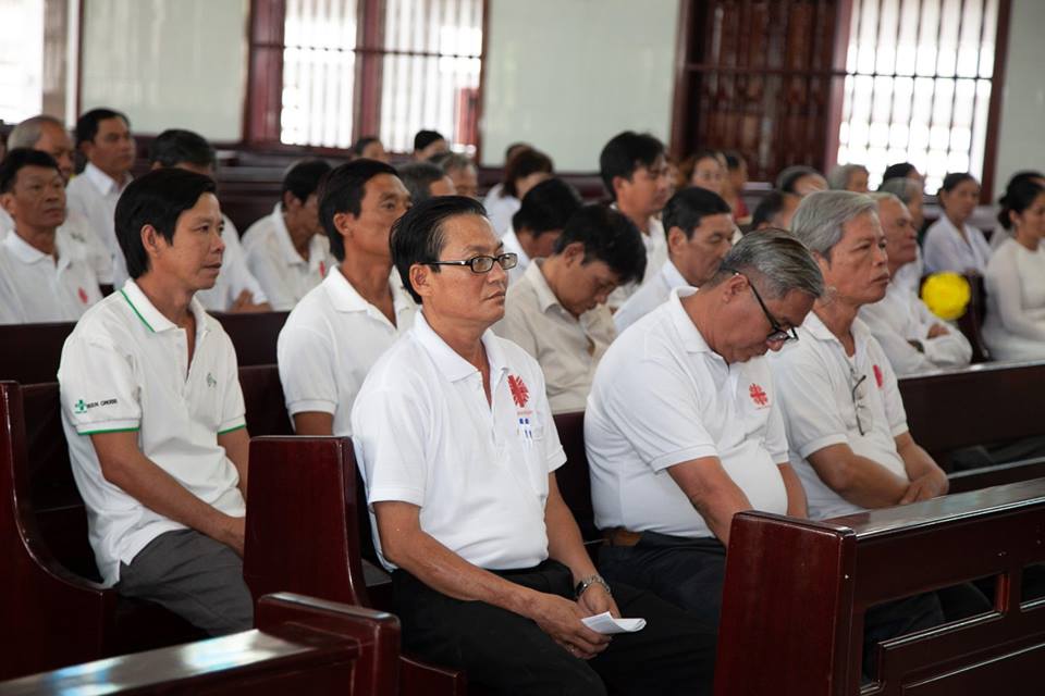 Caritas và Gia đình Chăm Sóc Bệnh Nhân hạt An Bình mừng lễ Quan Thày Gioan Thiên Chúa