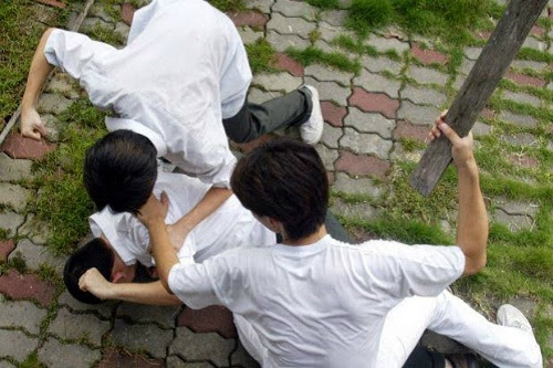BẠO LỰC HỌC ĐƯỜNG – VẤN ĐỀ ĐÁNG LO NGẠI
