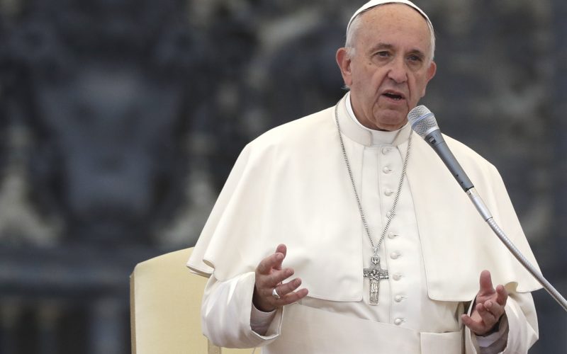 Đức Thánh Cha nhớ các vị tử đạo và chia buồn với dân tộc Nga