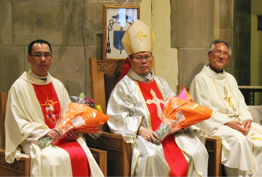 Thánh lễ nhậm chức Tổng giám mục Huế của Đức Tân Tổng giám mục Giuse Nguyễn Chí Linh